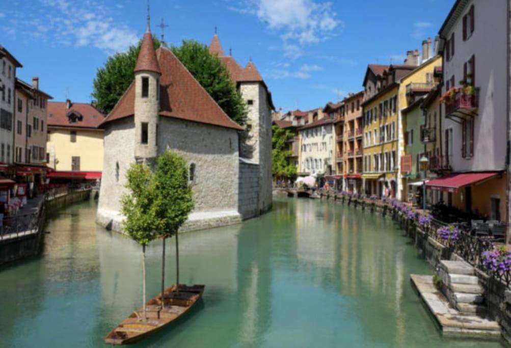 Appartement Independant 30 M² A 500M Du Lac, 2 Velos Et Parking Fournis Sévrier Esterno foto